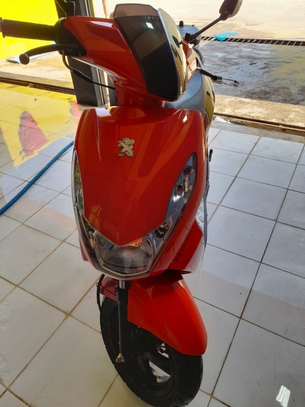  PEUGEOT SCOOTER