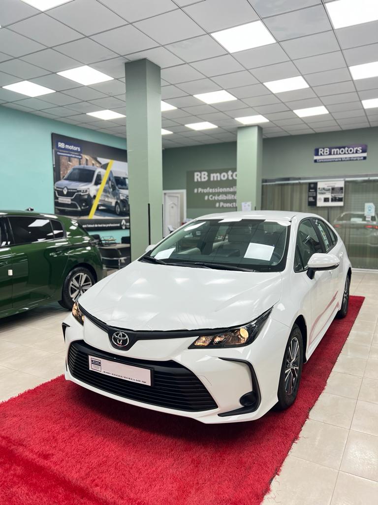 TOYOTA COROLLA