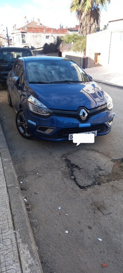 RENAULT CLIO IV