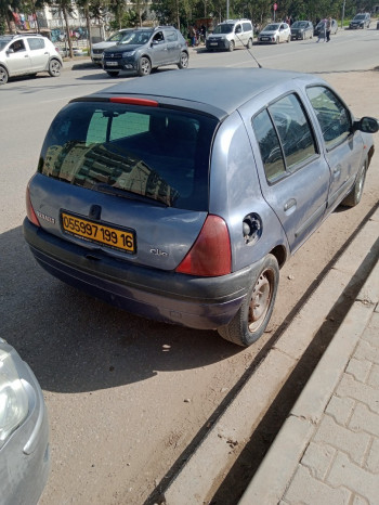  RENAULT CLIO II