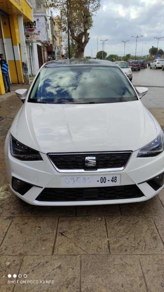 SEAT IBIZA