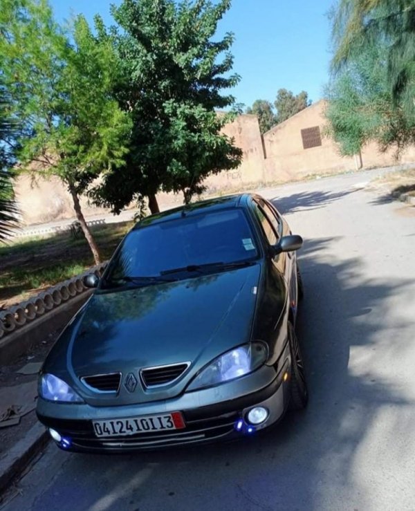RENAULT MEGANE